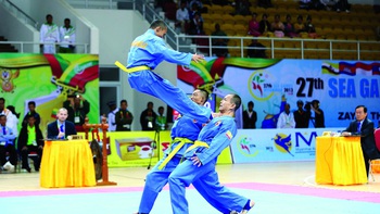 Đâu dễ chữa bệnh ao làng!