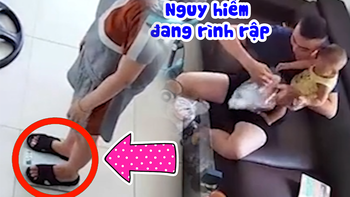 Chồng vội thu dọn hiện trường khi thấy vợ bước lên cân