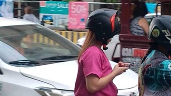Ảnh vui 14-6: Người tinh mắt mới phát hiện điểm sai