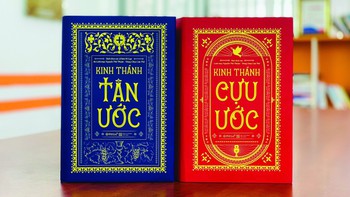 Kinh Thánh không chỉ là thánh kinh