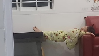Ảnh vui 1-7: Đẻ con gái cho thùy mị nết na