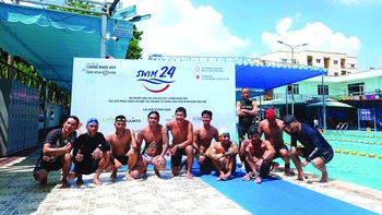 Bơi 24 giờ liên tục vì nụ cười trẻ thơ