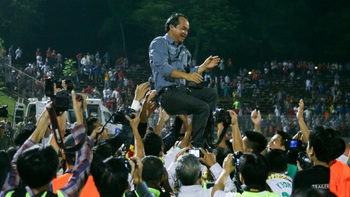 Giữa mộng và thực