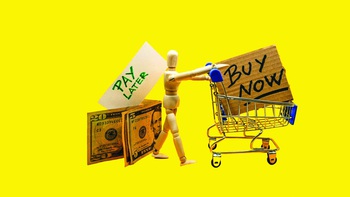 Vì sao dịch vụ mua trước trả sau hồi sinh