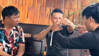 Màn ảo thuật hô biến chiếc nhẫn ảo diệu