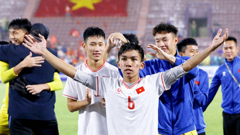Mảnh đất nuôi bệnh thành tích