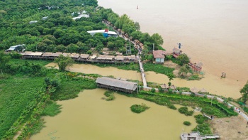 Chợ quê bên cồn có gì khiến khách gần xa nô nức?