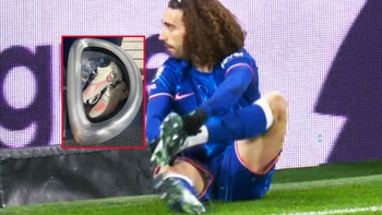 Cucurella của Chelsea bị ví như Cinderella vì ‘đôi giày phản chủ’