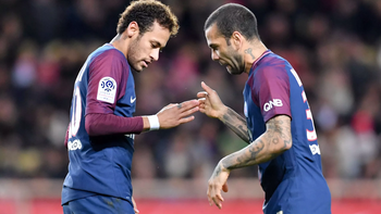 Neymar chi tiền tỉ giúp Dani Alves giảm án tù