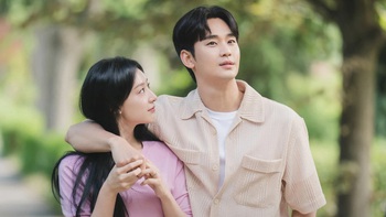 TvN tung đoạn clip "tình bể bình" của cặp đôi Queen of tears