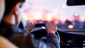 Dạy lái xe là dạy những gì?