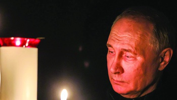 Nhiệm kỳ thứ 5 của ông Putin: Thù trong, giặc ngoài