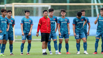 HLV nội và chiến thuật "Ý Anh"…