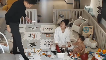Ông bố bị quả báo tức thì sau lời trêu ghẹo con trai