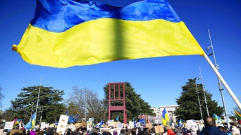 Hội nghị Hòa bình Ukraine: Càng bàn hòa bình, hòa bình càng xa