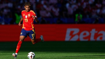 Tây Ban Nha có thể bị phạt nặng vì Yamal đá khuya tại Euro 2024