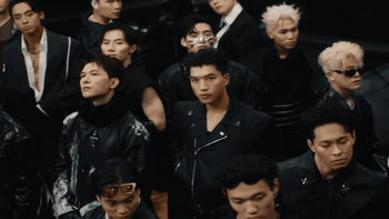 Nhiều anh trai 'mất tích' khó hiểu trong MV chủ đề của Anh trai 'say hi'