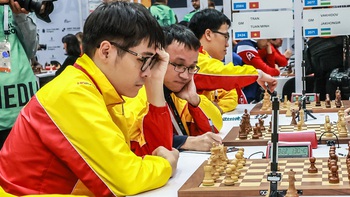 Ba chàng trai vàng cờ vua