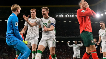 Dù thua trận, thủ môn Kelleher vẫn 'sướng vô hạn' vì cản được phạt đền của Ronaldo