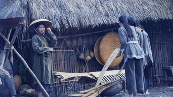 Phim kinh dị Việt 'chơi lớn', dựng nguyên ngôi làng giữa rừng làm bối cảnh