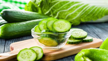 Bạn có biết dưa leo ngon, rẻ, vừa giúp giảm cân vừa lợi cho xương và tim mạch