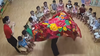 Màn múa lân độc lạ nhất mùa Trung thu