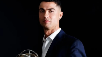 Cristiano Ronaldo: ‘Nhiều người bảo tôi nên dừng lại’