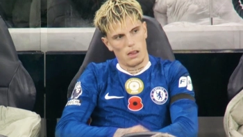 Fan Chelsea bức xúc vì ‘thái độ’ của Garnacho ở trận thắng Tottenham