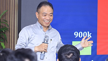 Nhớ bụi phấn trên mái tóc thầy cô - Kỳ 3: 'Người đưa đò' thanh niên Việt sang xứ Phù Tang