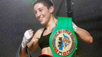 Isa Rivero: Nhà khoa học đeo găng chinh phục võ đài quyền anh thế giới