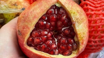 Mùa lựu đến, nhớ dùng nước ép trái lựu ngon và bổ dưỡng