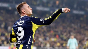 Cầu thủ bị kiện bản quyền vì ăn mừng kiểu ‘vẫy đũa phép’ giống Harry Potter