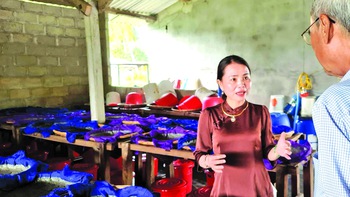 Nước mắm, cơm và rượu đế dưới góc nhìn ngoại quốc