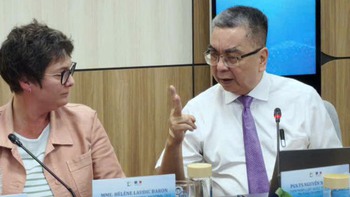 AI dẫn luật hay nhưng dễ… đổi chiều khi bị hỏi xoáy