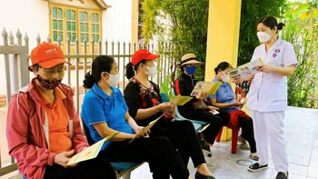 Chăm sóc sức khỏe phụ nữ mãn kinh ra sao?