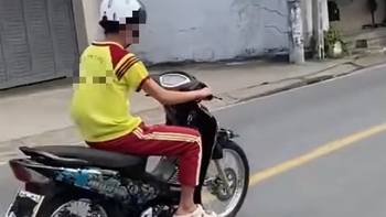 Xác minh clip học sinh chạy xe máy dùng khẩu trang che biển số, quay clip đăng lên TikTok
