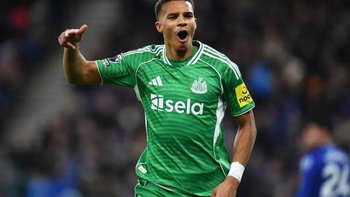 Sao Newcastle ghi bàn thắng nhanh nhất Ngoại hạng Anh mùa này