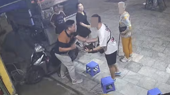 Thanh niên Phú Quốc lên báo Hàn sau khi tìm được bà cụ đi lạc