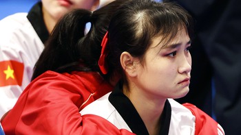 VĐV taekwondo Việt Nam nói gì sau khi bị mất HCV vì trọng tài?