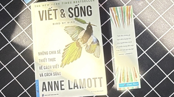 Viết và sống - Người bạn đồng hành cho những ai muốn viết