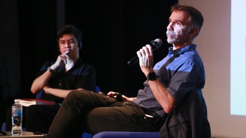 Nhà văn Pháp Franck Thilliez: Viết sách như leo đỉnh Everest