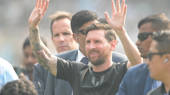 Người tổ chức đưa đến Messi đến Ấn Độ bị bắt giữa sự kiện vì để xảy ra hỗn loạn