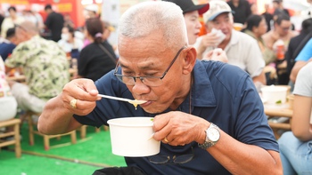 Có khách đi 120km đến TP.HCM chỉ để tham gia Ngày của Phở