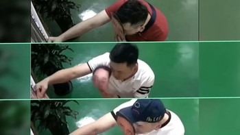 In mặt nạ giấy để nhờ đồng nghiệp... chấm công