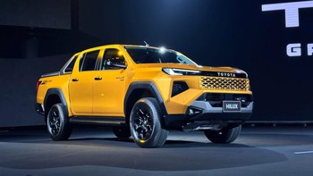 Toyota Hilux 2026 sắp ra mắt Việt Nam: Giá dễ tiền tỉ, chưa có bản điện, nội thất như Prado