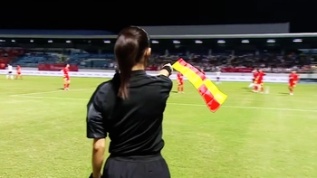 Nhiều CĐV Philippines xác nhận Bích Thùy không việt vị