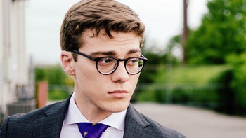 Diễn viên Blake Mitchell đột ngột qua đời vì tai nạn mô tô