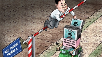 Hiệu trưởng trả giá đắt vì 'ăn chặn' tiền A80 của sinh viên