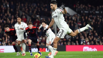 Ngoại hạng Anh có 'vua phạt đền' mới, sút 11m như được lập trình