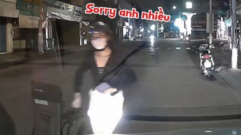 Vô tình va quẹt với ô tô, cô gái có pha xử lý đi thẳng vào trái tim tài xế